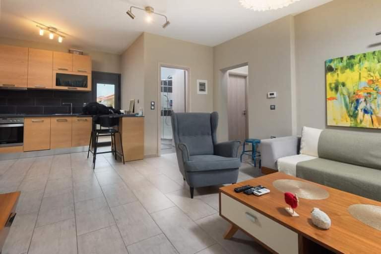 Το Σπίτι Δίπλα Από Το Ποτάμι Appartement Tríkala Buitenkant foto